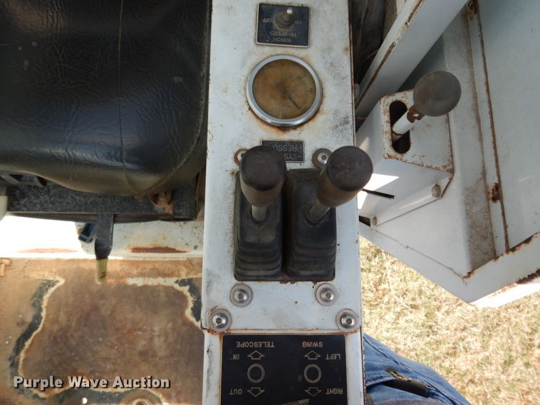 image for item DJ6729 2008 Sterling L-Line  crane truck