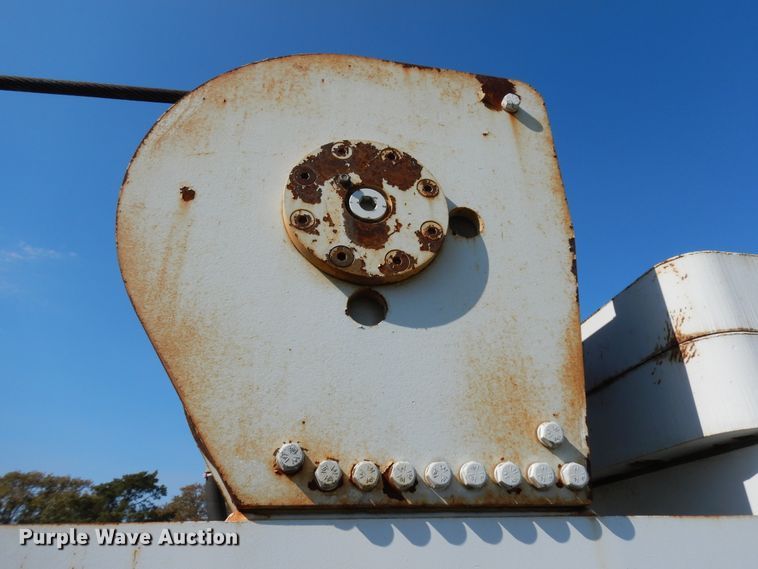 image for item DJ6729 2008 Sterling L-Line  crane truck