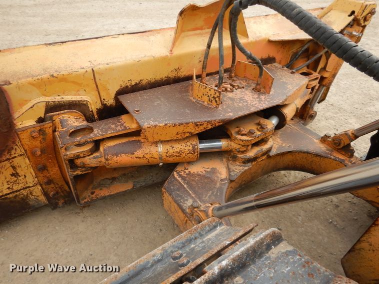 image for item DJ6951 Case 550G  dozer