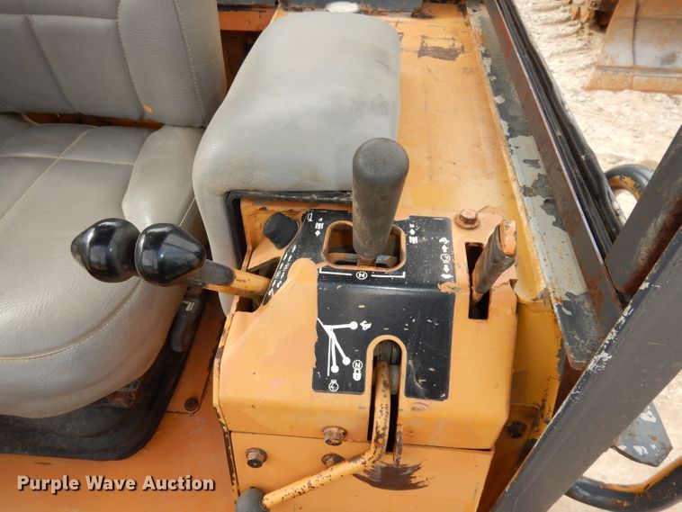 image for item DJ6951 Case 550G  dozer