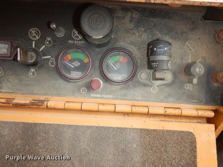 image for item DJ6951 Case 550G  dozer