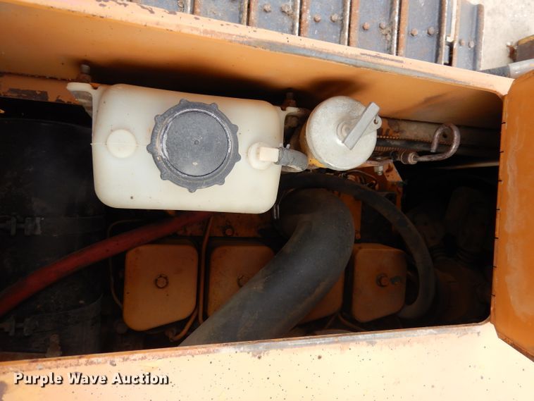 image for item DJ6951 Case 550G  dozer