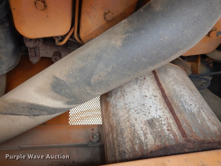 image for item DJ6951 Case 550G  dozer