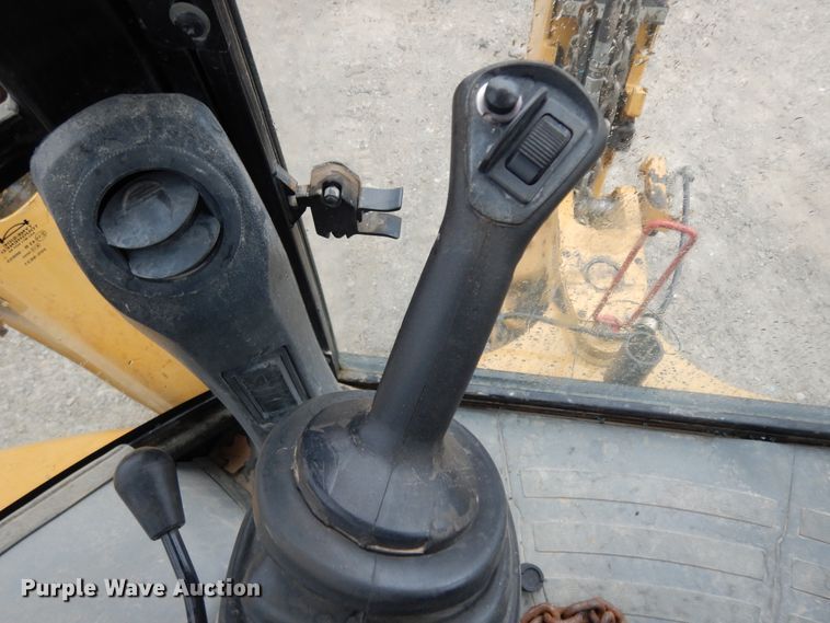 image for item DJ8002 2011 Caterpillar 420E IT  backhoe