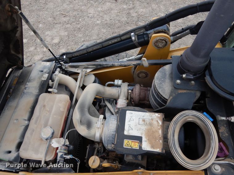 image for item DJ8002 2011 Caterpillar 420E IT  backhoe