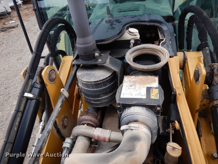 image for item DJ8002 2011 Caterpillar 420E IT  backhoe