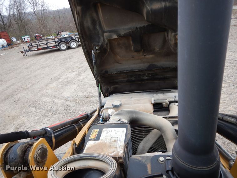 image for item DJ8002 2011 Caterpillar 420E IT  backhoe