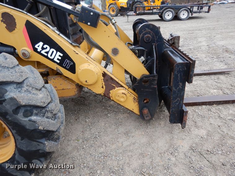 image for item DJ8002 2011 Caterpillar 420E IT  backhoe