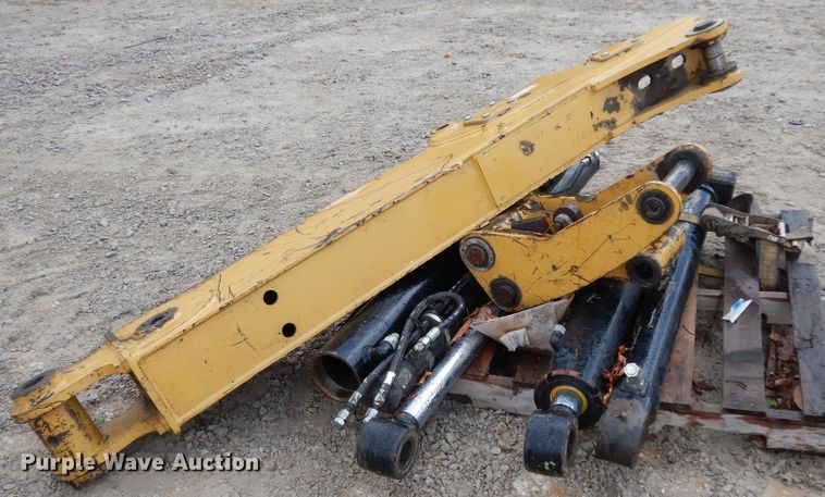 image for item DJ8002 2011 Caterpillar 420E IT  backhoe