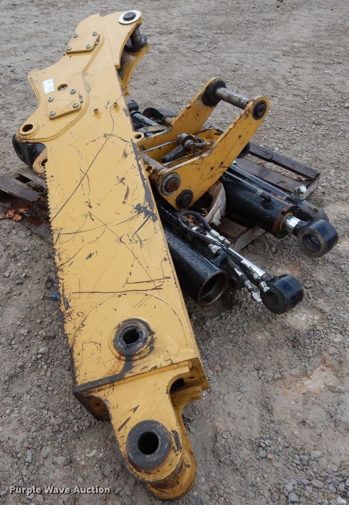 image for item DJ8002 2011 Caterpillar 420E IT  backhoe