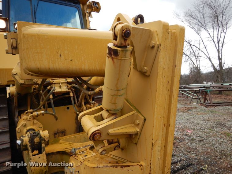 image for item DJ8009 2008 Caterpillar D8T  dozer