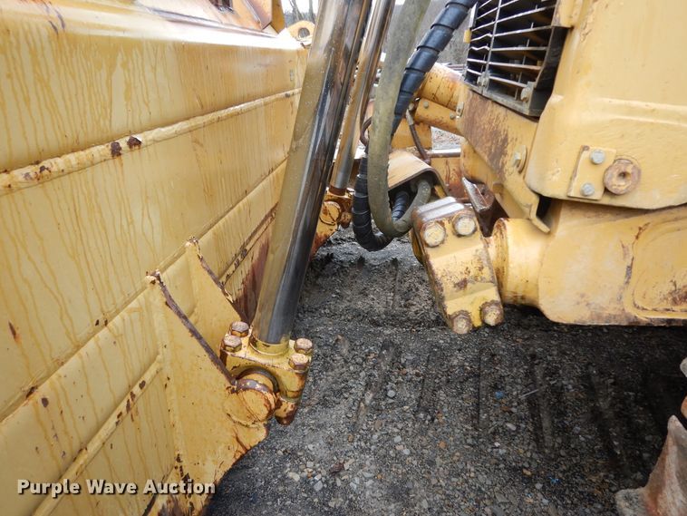 image for item DJ8009 2008 Caterpillar D8T  dozer