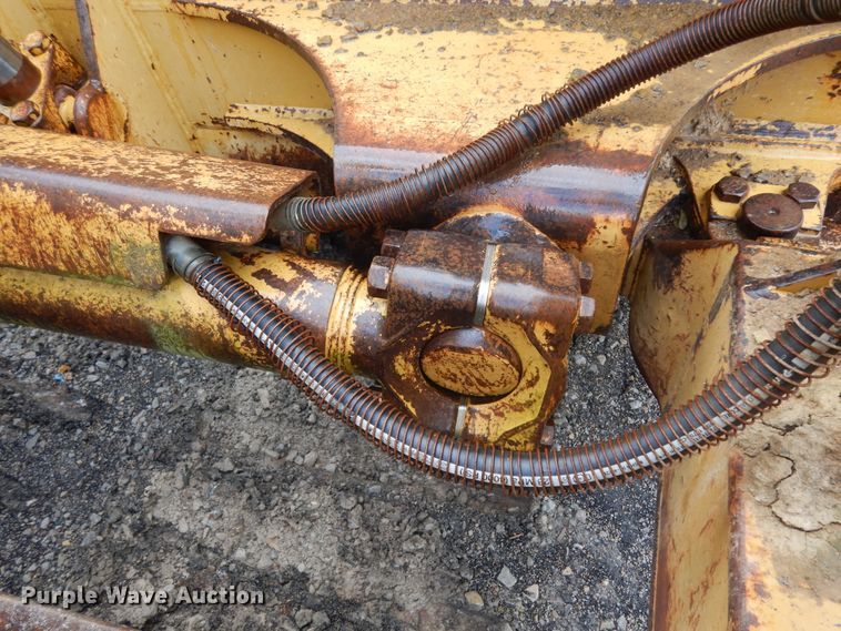 image for item DJ8009 2008 Caterpillar D8T  dozer