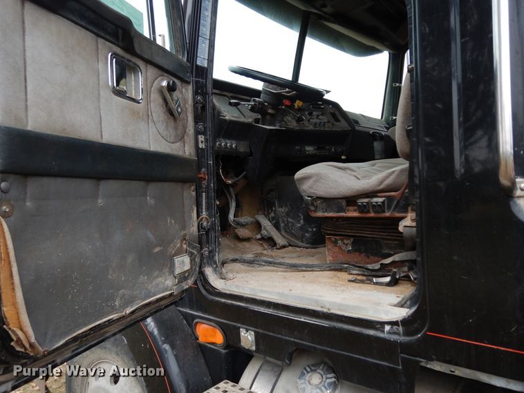 image for item DJ8060 1997 Volvo WCA  winch truck