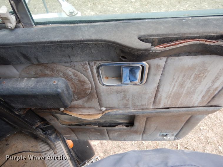 image for item DJ8060 1997 Volvo WCA  winch truck