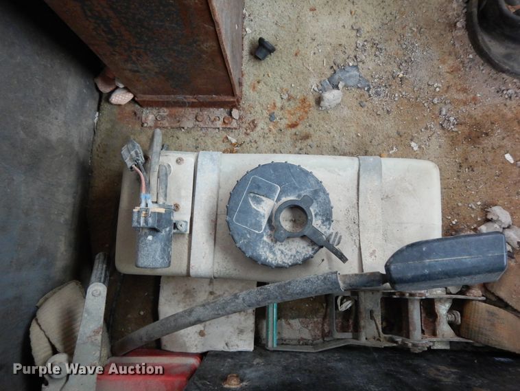 image for item DJ8060 1997 Volvo WCA  winch truck