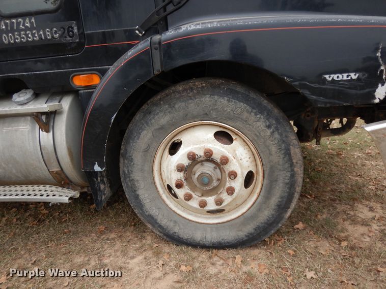 image for item DJ8060 1997 Volvo WCA  winch truck