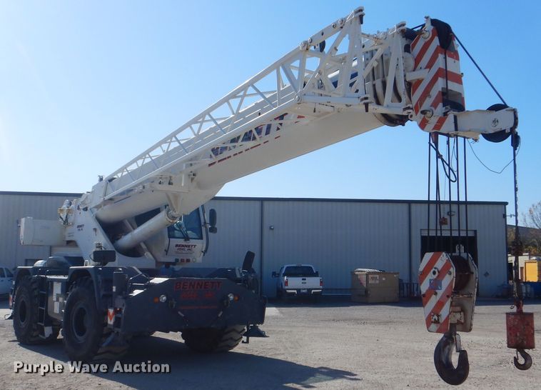 image for item DJ8514 2014 Zoomlion RT60  crane