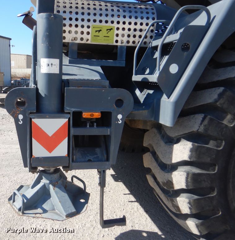 image for item DJ8514 2014 Zoomlion RT60  crane