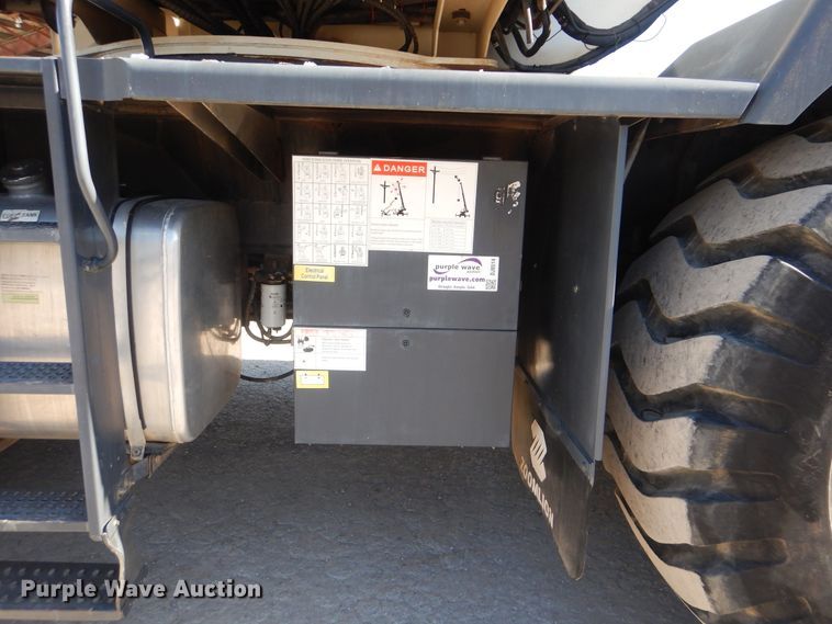 image for item DJ8514 2014 Zoomlion RT60  crane