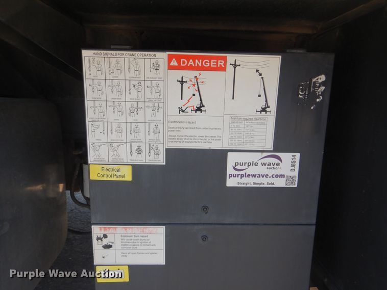 image for item DJ8514 2014 Zoomlion RT60  crane