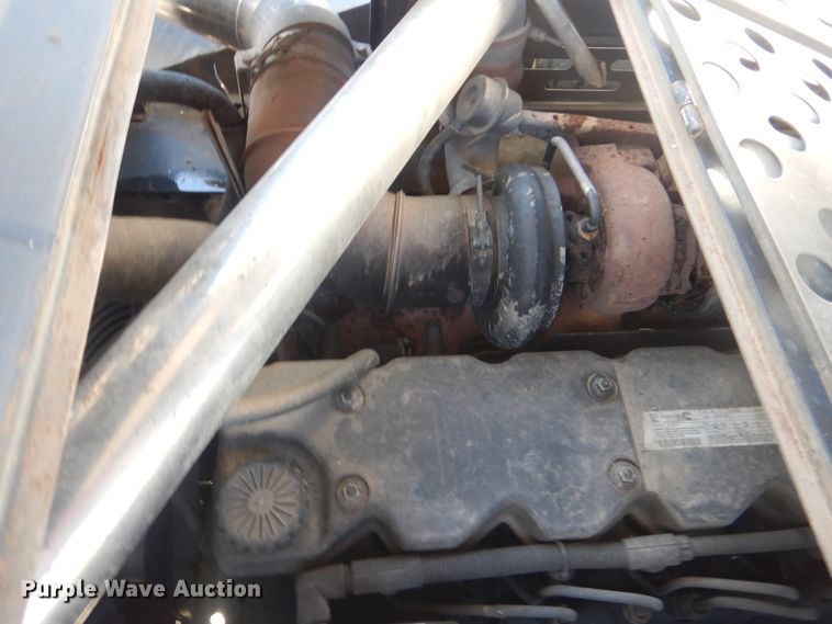 image for item DJ8514 2014 Zoomlion RT60  crane