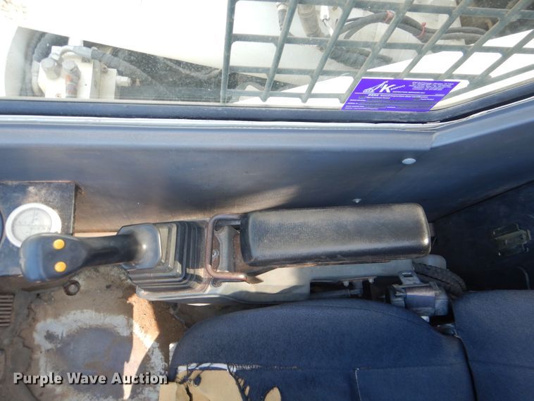 image for item DJ8514 2014 Zoomlion RT60  crane