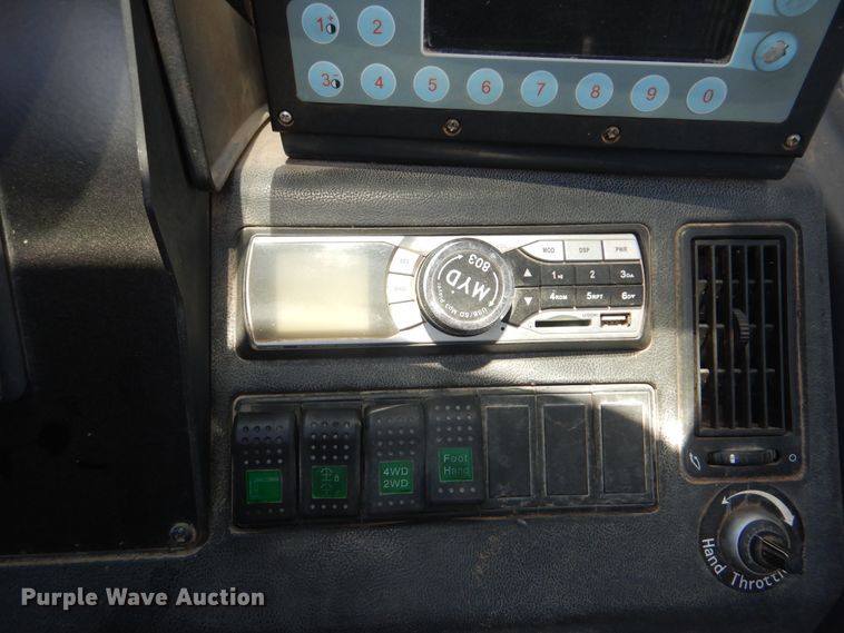 image for item DJ8514 2014 Zoomlion RT60  crane