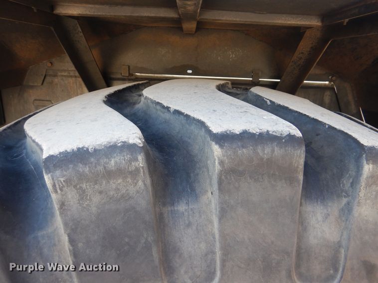 image for item DJ8514 2014 Zoomlion RT60  crane