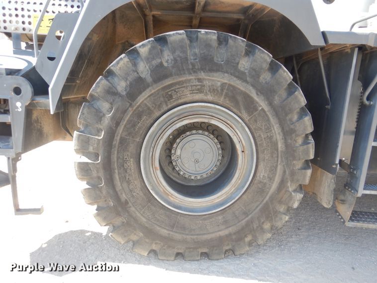 image for item DJ8514 2014 Zoomlion RT60  crane