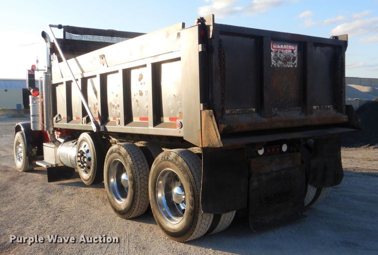 image for item DJ8519 2000 Peterbilt 379  dump truck