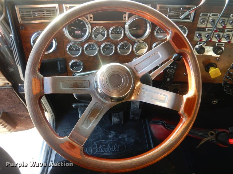 image for item DJ8519 2000 Peterbilt 379  dump truck