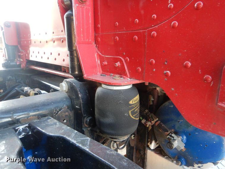 image for item DJ8519 2000 Peterbilt 379  dump truck