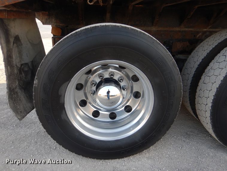 image for item DJ8519 2000 Peterbilt 379  dump truck