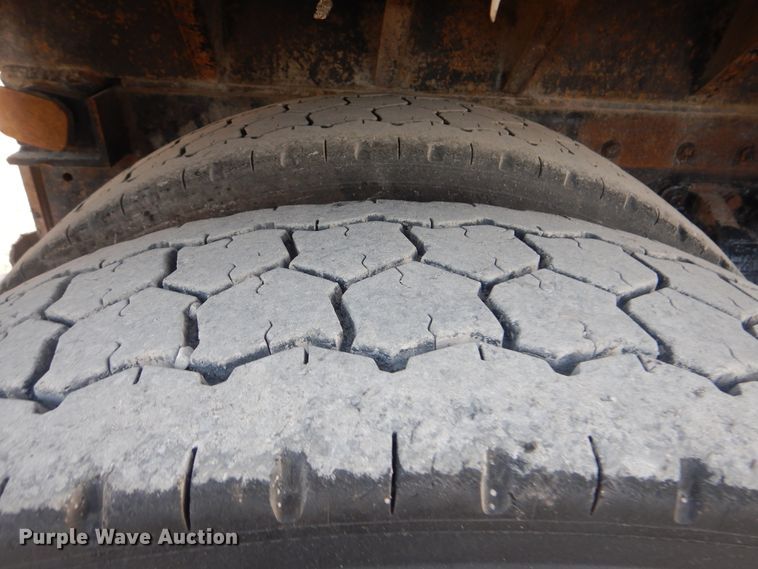 image for item DJ8519 2000 Peterbilt 379  dump truck