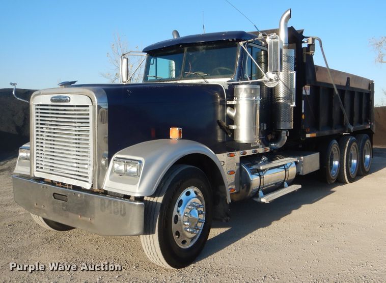 image for item DJ8527 2007 Freightliner FLD  dump truck