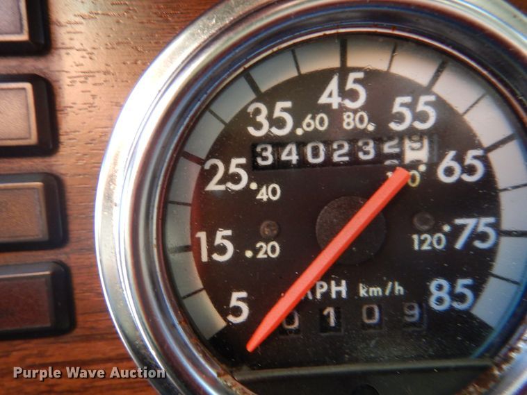 image for item DJ8527 2007 Freightliner FLD  dump truck