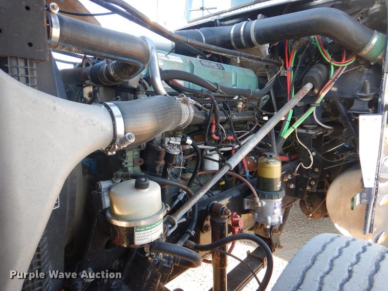 image for item DJ8527 2007 Freightliner FLD  dump truck