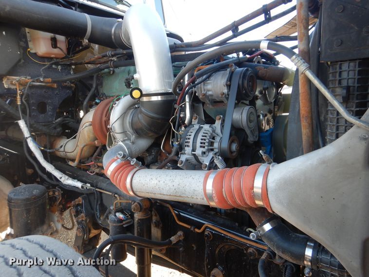 image for item DJ8527 2007 Freightliner FLD  dump truck