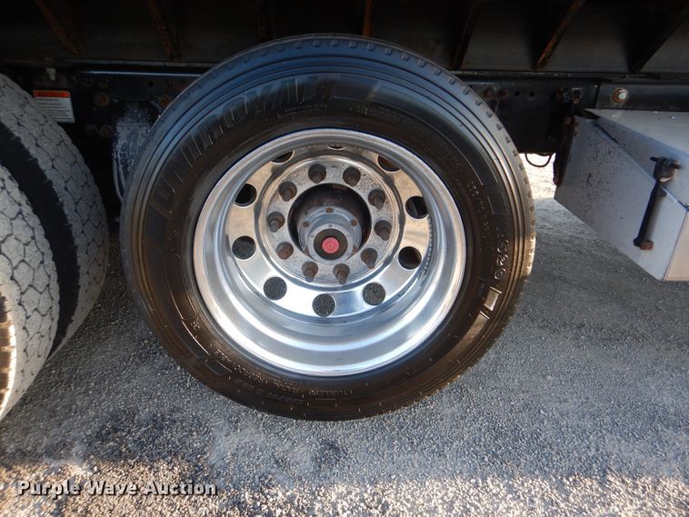 image for item DJ8527 2007 Freightliner FLD  dump truck