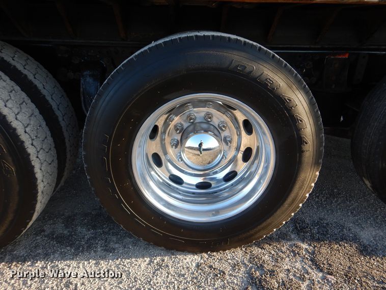 image for item DJ8527 2007 Freightliner FLD  dump truck