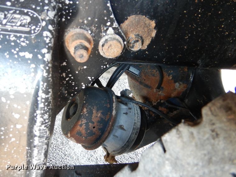 image for item DJ8527 2007 Freightliner FLD  dump truck