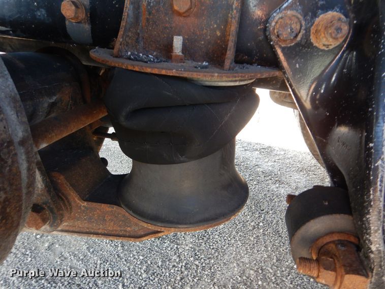 image for item DJ8527 2007 Freightliner FLD  dump truck