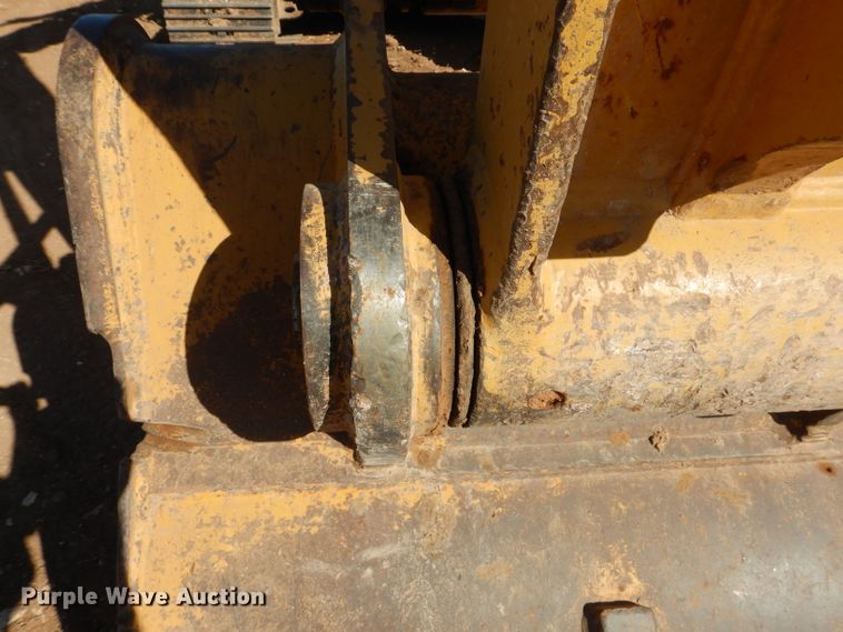 image for item DJ8792 2013 Caterpillar 329E L  excavator