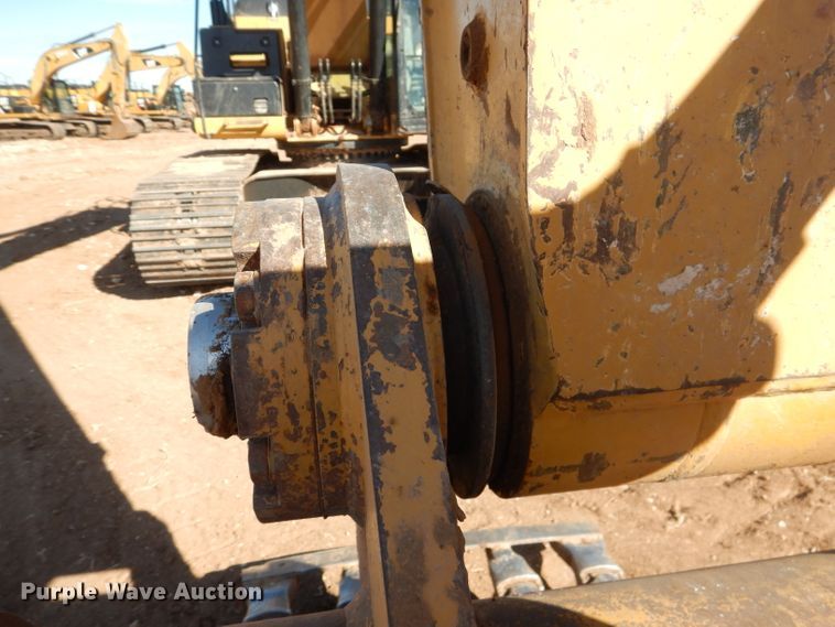 image for item DJ8792 2013 Caterpillar 329E L  excavator