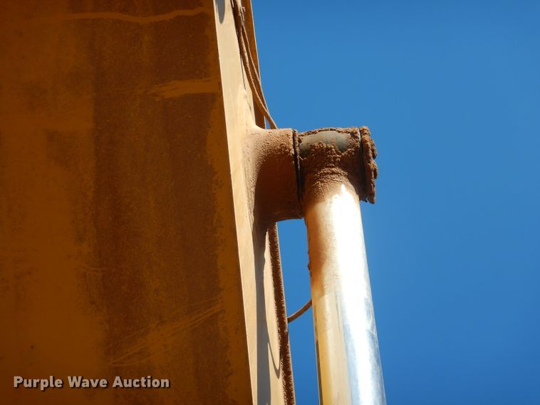 image for item DJ8792 2013 Caterpillar 329E L  excavator