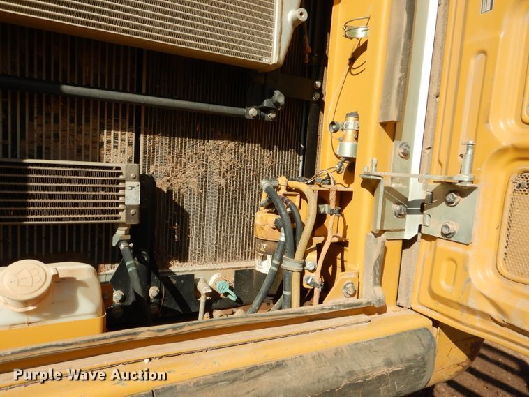 image for item DJ8792 2013 Caterpillar 329E L  excavator