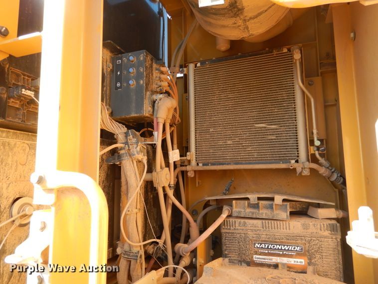 image for item DJ8792 2013 Caterpillar 329E L  excavator