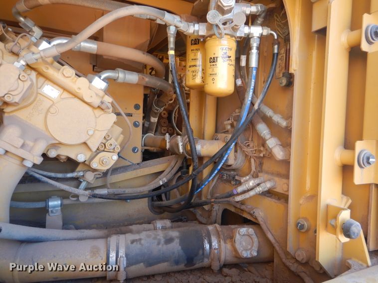 image for item DJ8792 2013 Caterpillar 329E L  excavator