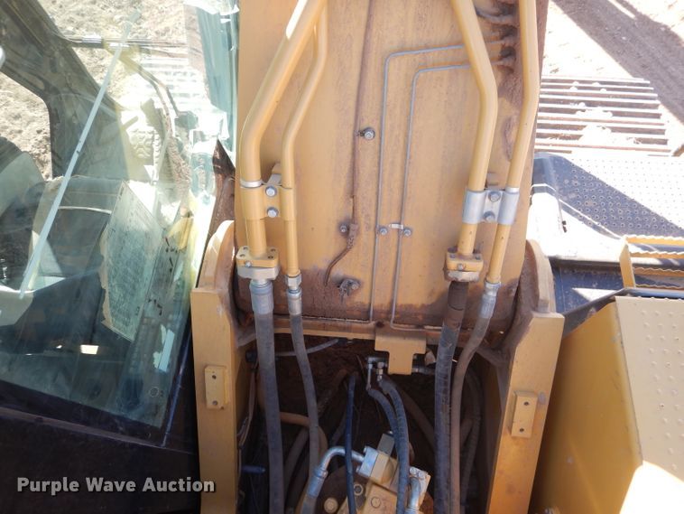 image for item DJ8792 2013 Caterpillar 329E L  excavator